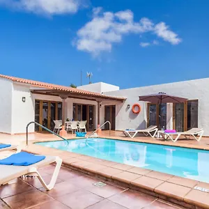 Villas Silvias , Corralejo Spain